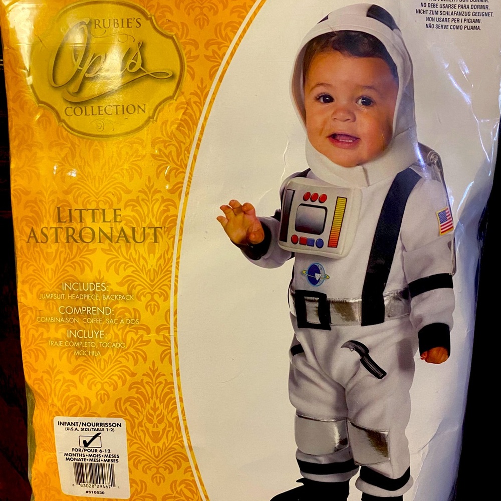 Astronaut costume